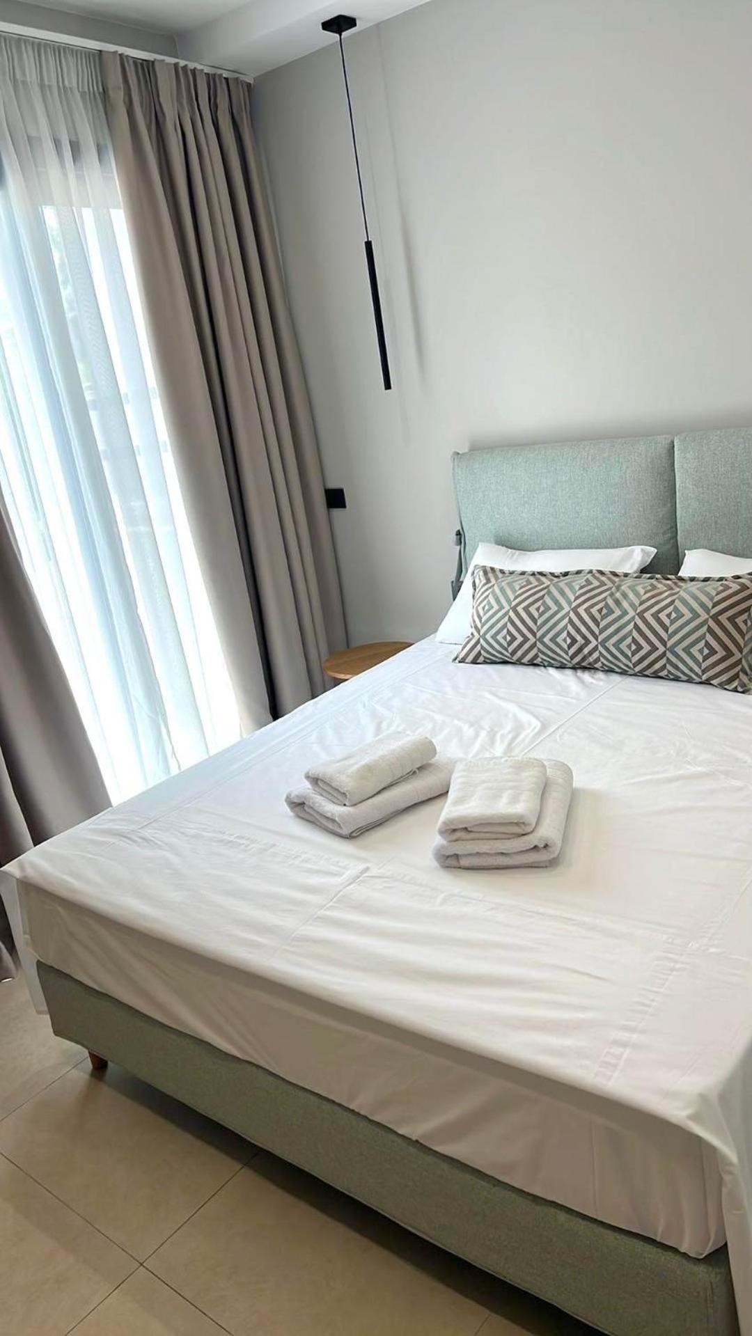 Anesis Deluxe Apartments Parga Esterno foto